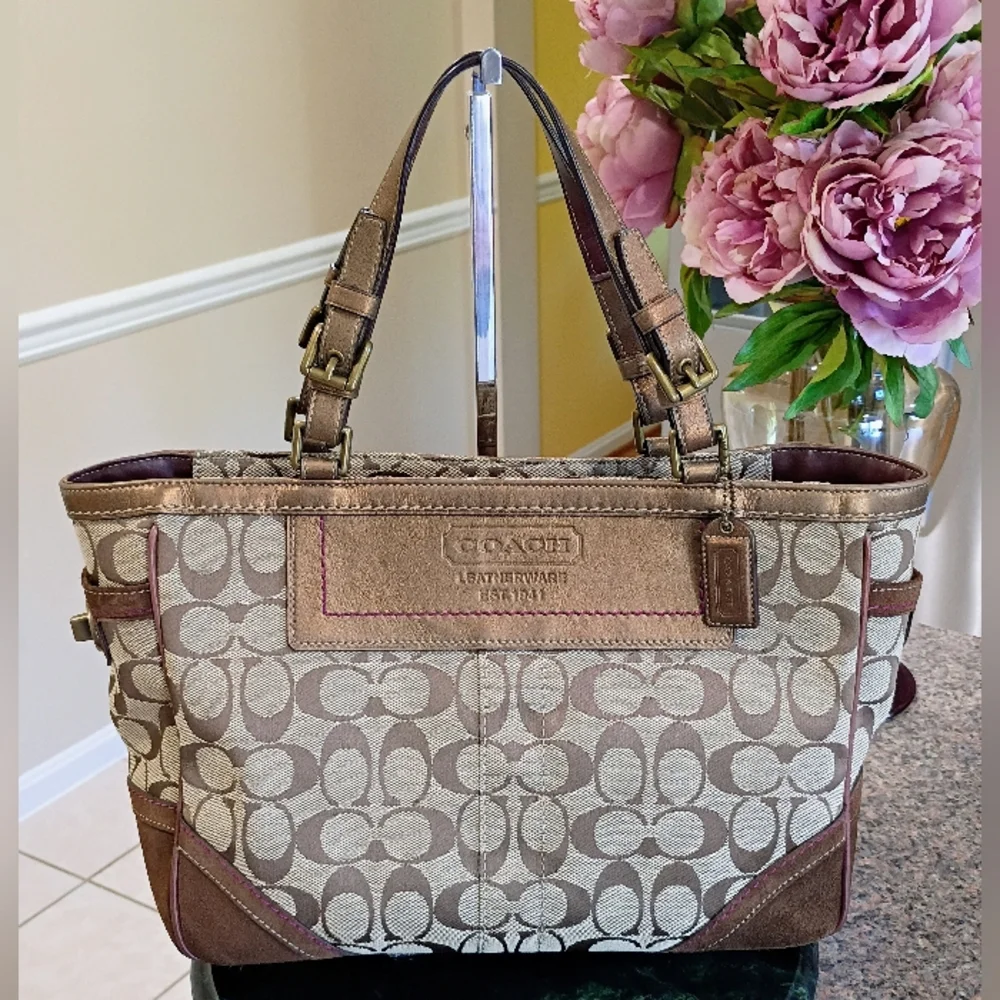 Coach Signature Galley Tote, Metallic leather, Suede corners